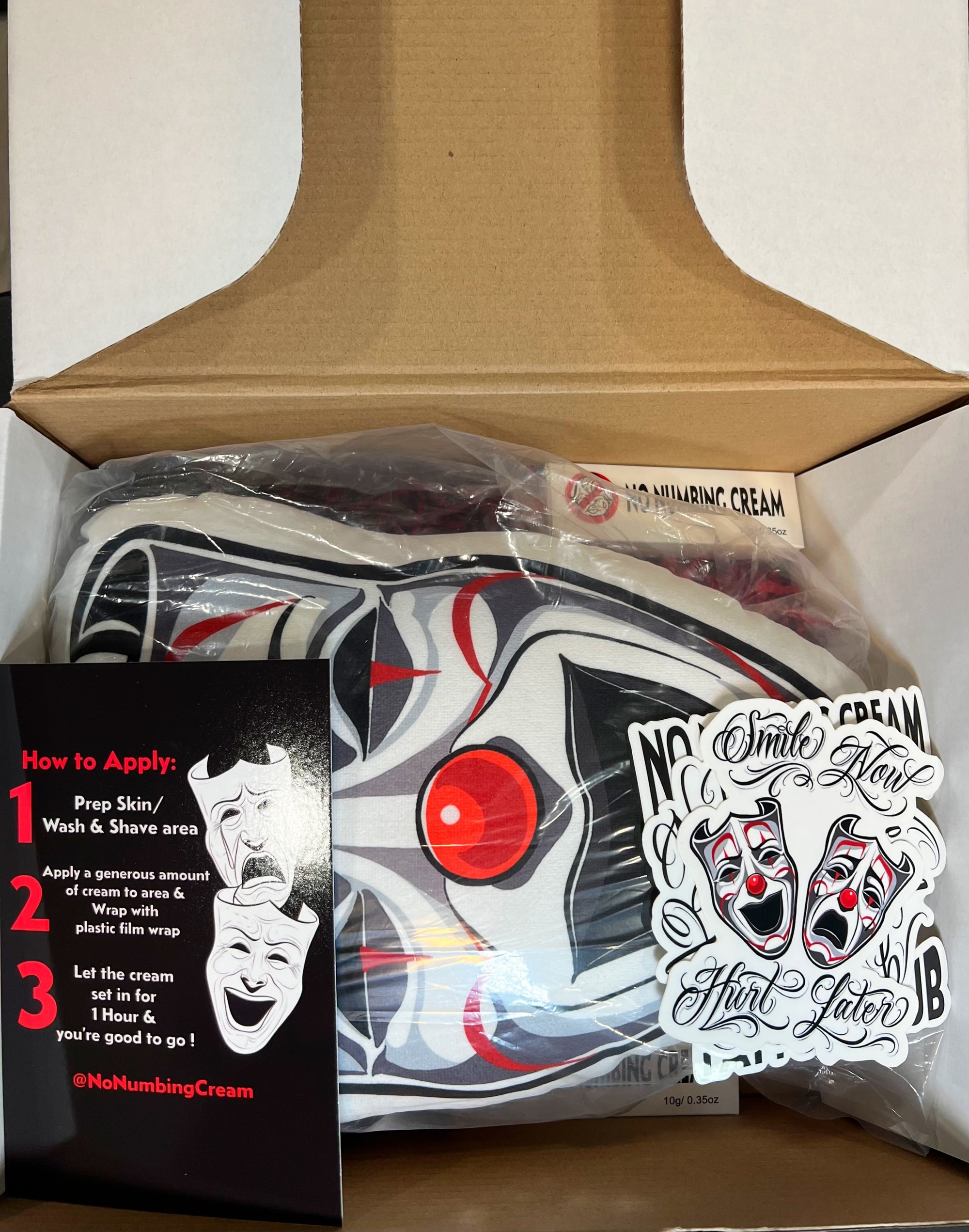 Tattoo Club Box “Smile Now Hurt Later”