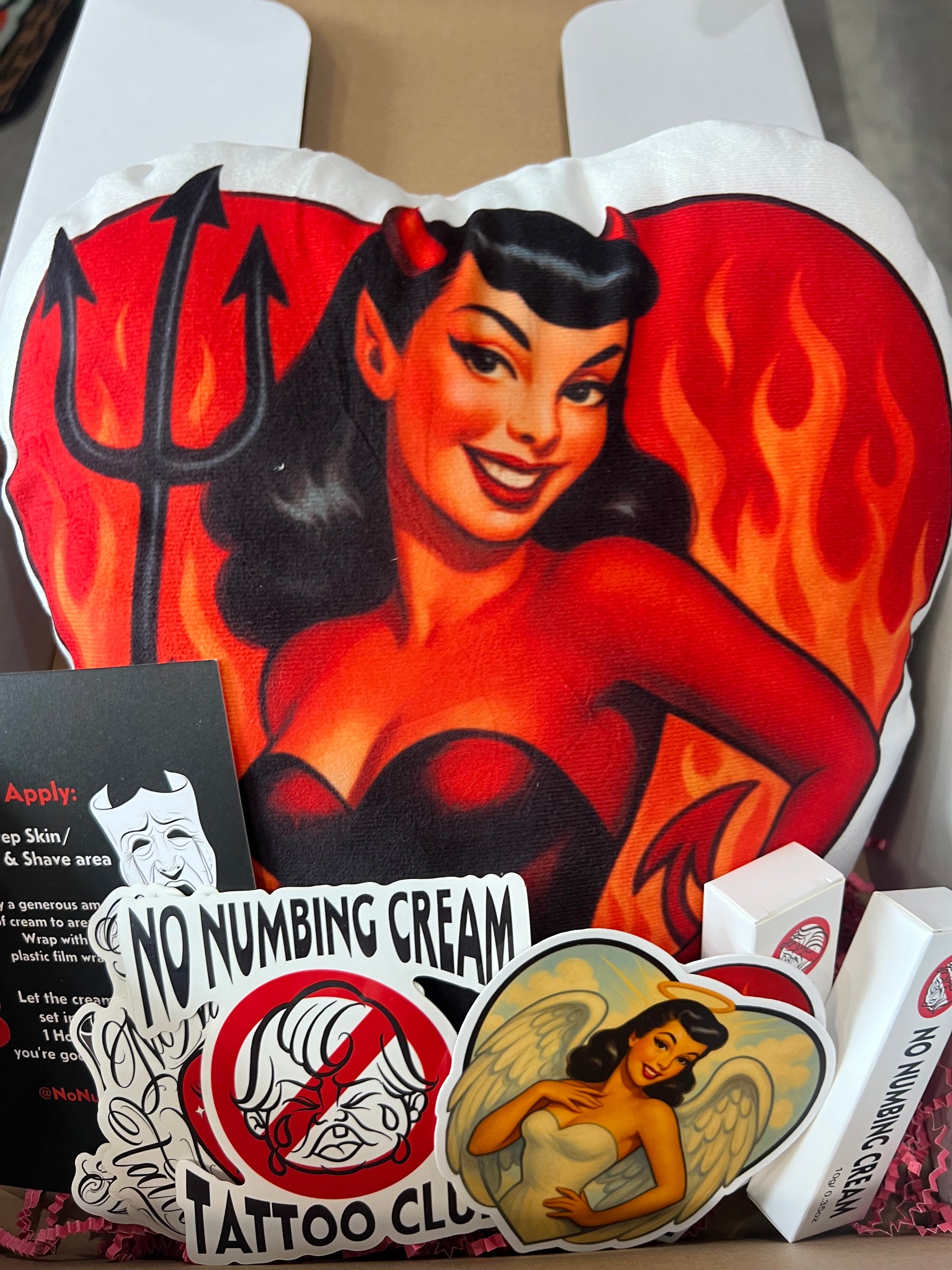 Tattoo Club Box “Devil in Disguise”